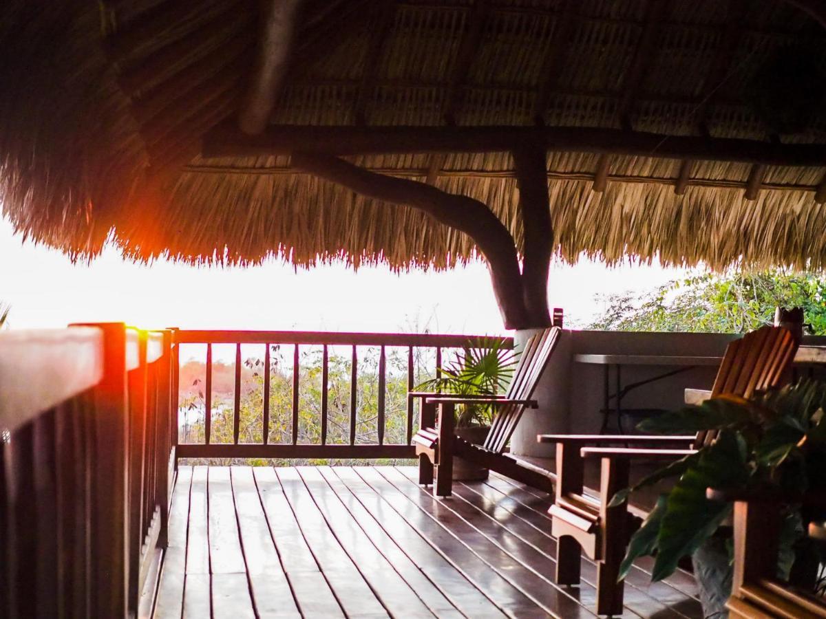 Hotel Bajito Bay Troncones Esterno foto